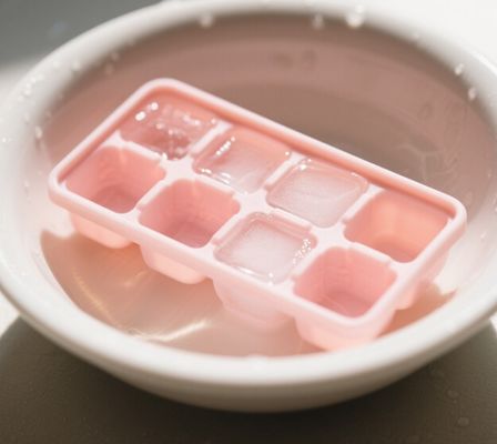 Extrusion Blow Molding TPE Material Rubber Soft Activity Cube Ice Tray Recyclable